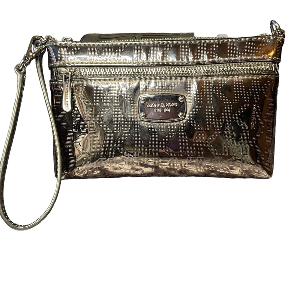 Michael Kors Wristlet